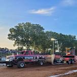 Truck & Tractor Pulls