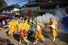 Fire walking ritual at Daishoin Temple