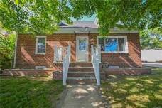 Open House: 2:30 PM - 4:30 PM at 18 Hoffman Ave