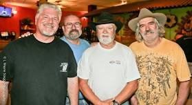 Tres Hombres live at Billy's Clubhouse