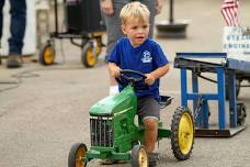 Kids Pedal Tractor Pull