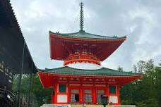 Mount Koya: Full-Day Private Guided Tour to 9th Century Buddhist Pilgrimage Site