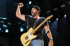 Luke Bryan - Mind Of A Country Boy Tour