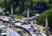 Sunday Greenmarket at Bartel-Pritchard Square