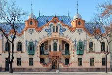 From Belgrade: Subotica & Palić Lake Full-day Private Tour