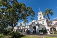 Itaipu Dam and City Tour: Explore Cosmopolitan Foz do Iguaçu and Multi-Ethnic Landmarks