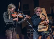 Joyce Andersen & Harvey Reid with the Knotty Pine Boys