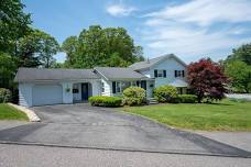 Open House: 12:00 PM - 2:00 PM at 46 Richard Rd