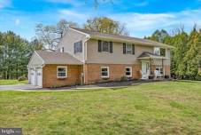 Open House: 4:00 PM - 6:00 PM at 52 Mark Dr